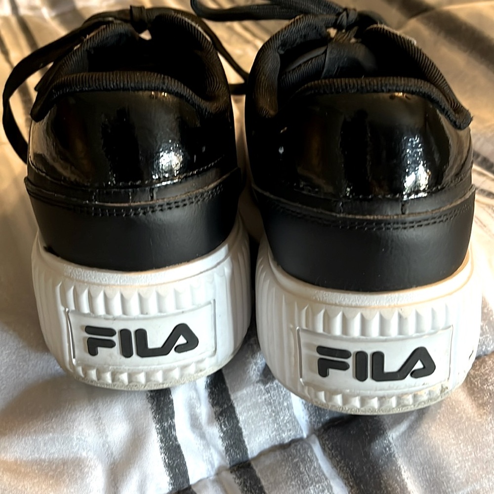 Ladies size 10 platform FILA